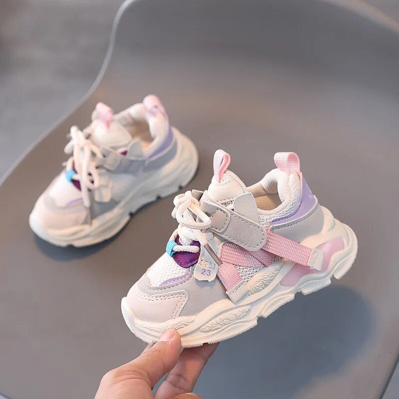 Kids and toddler trainers 