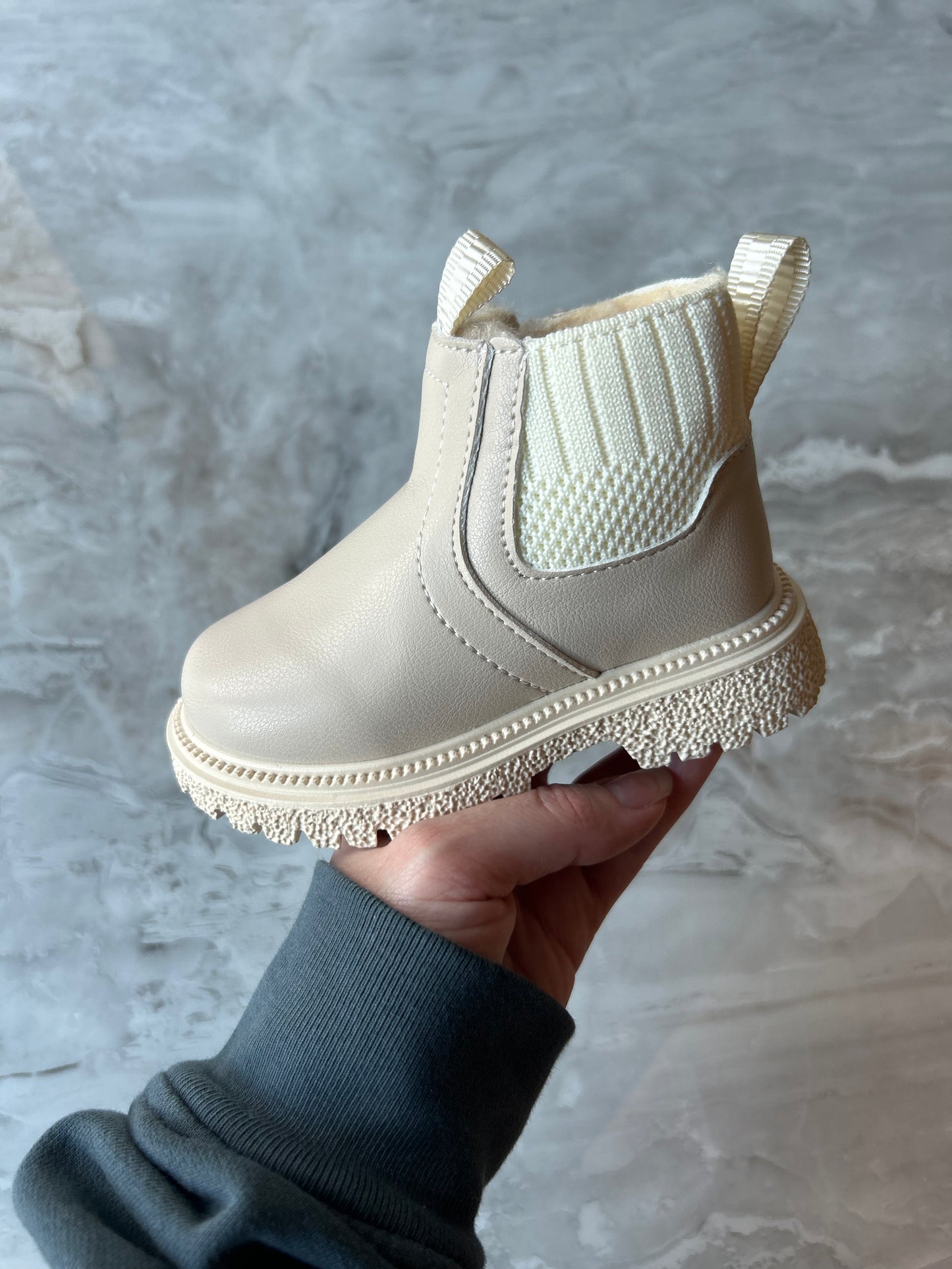 Fur Lined winter boots for toddlers and kids 