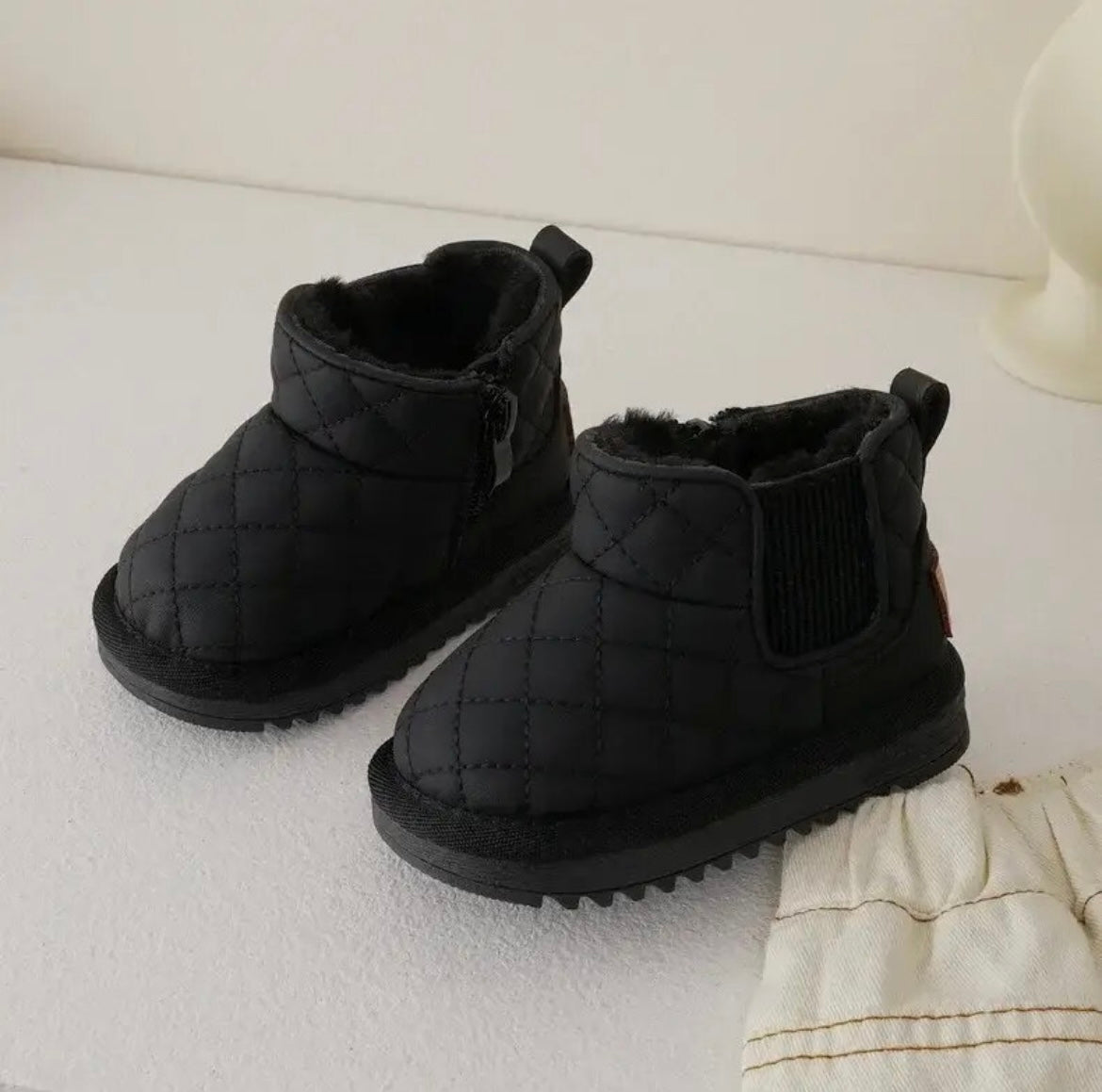 Quilted fur toddler and kids boots 