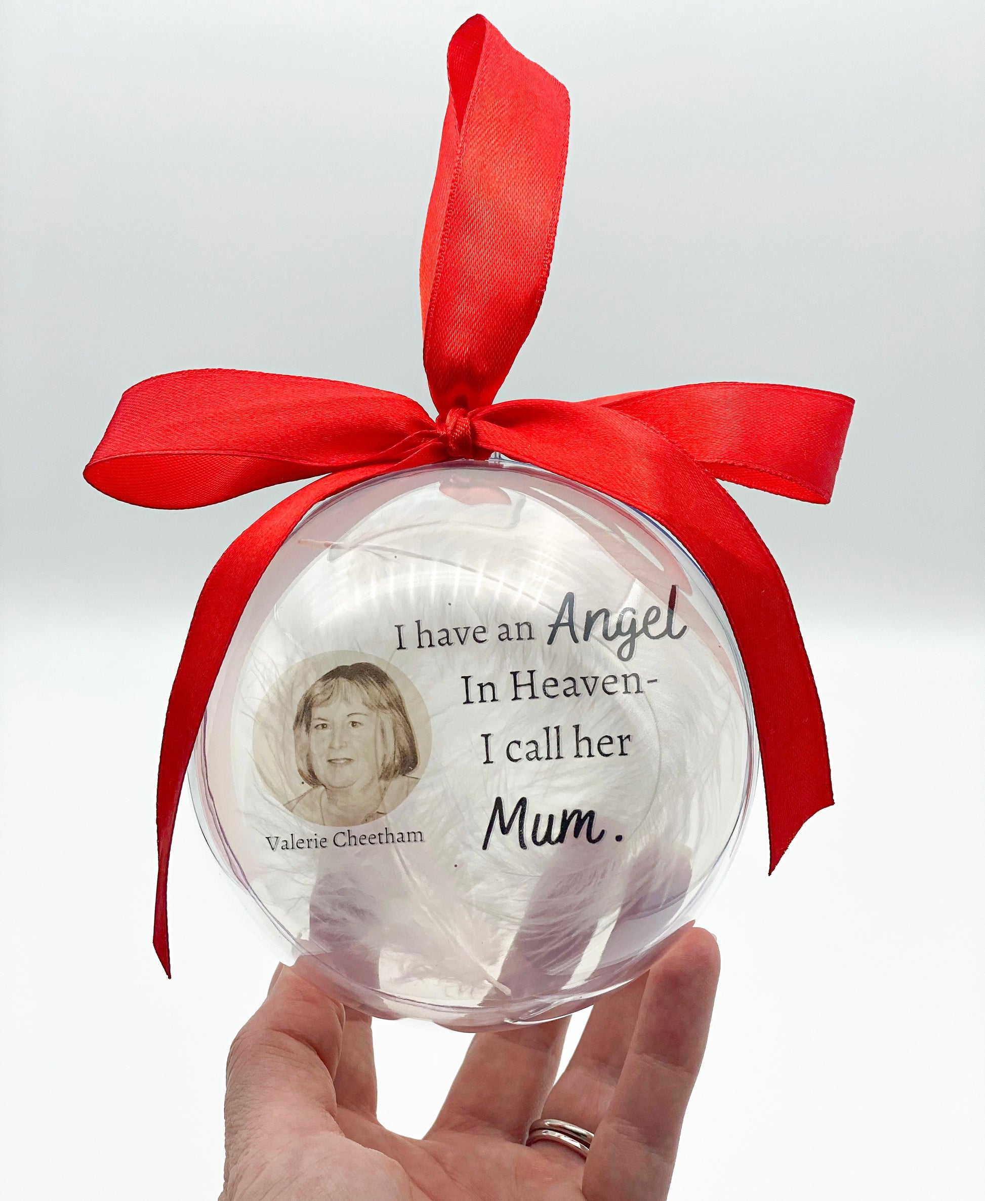 Memorial gift bauble 